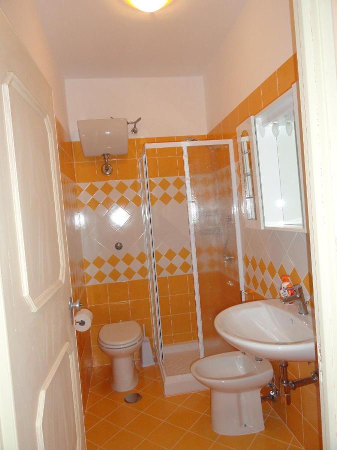 Apartamento Casa Santella Ponza Exterior foto
