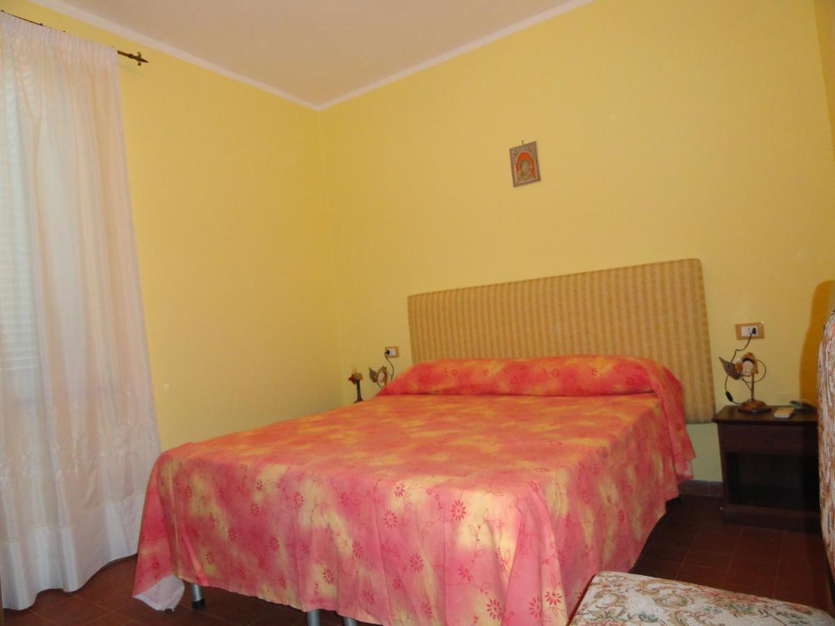 Apartamento Casa Santella Ponza Exterior foto